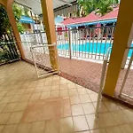 Appartement d\'une chambre avec piscine partagee terrasse et wifi a Pointe Noire a 2 km de la plage
