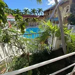 Appartement d\'une chambre avec piscine partagee terrasse et wifi a Pointe Noire a 2 km de la plage